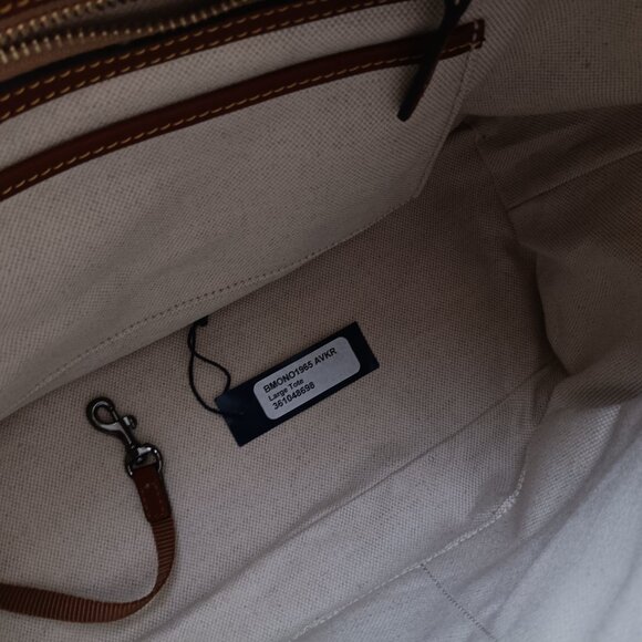 Dooney & Bourke Green Signature Logo Large Pebble Grain Leather Tote - Picture 16 of 16